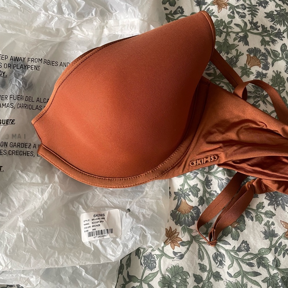 SKIMS Scoop Bra
